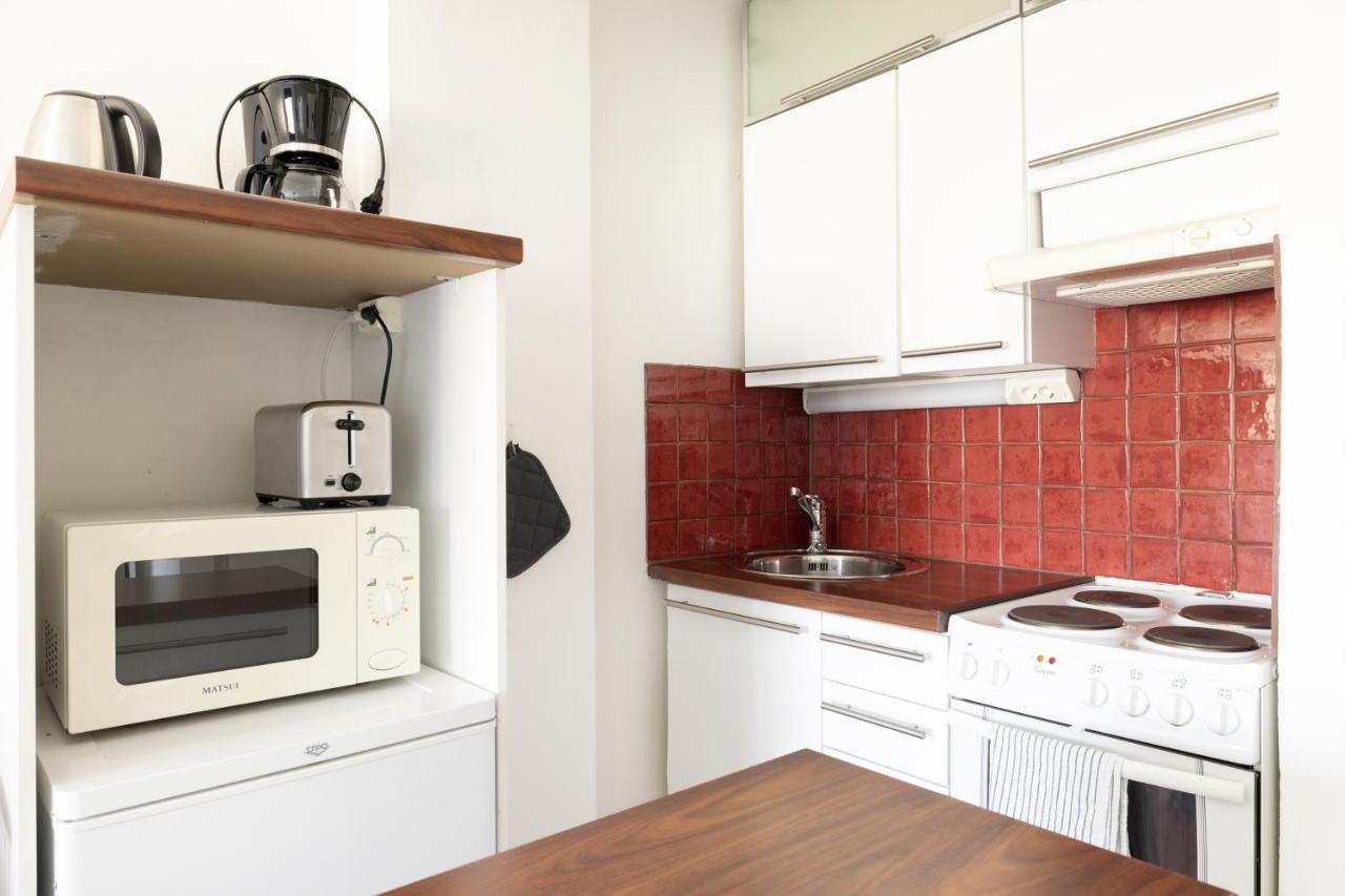 2Ndhomes Cozy Helsinki Center Studio With Park View Helsínquia Exterior foto